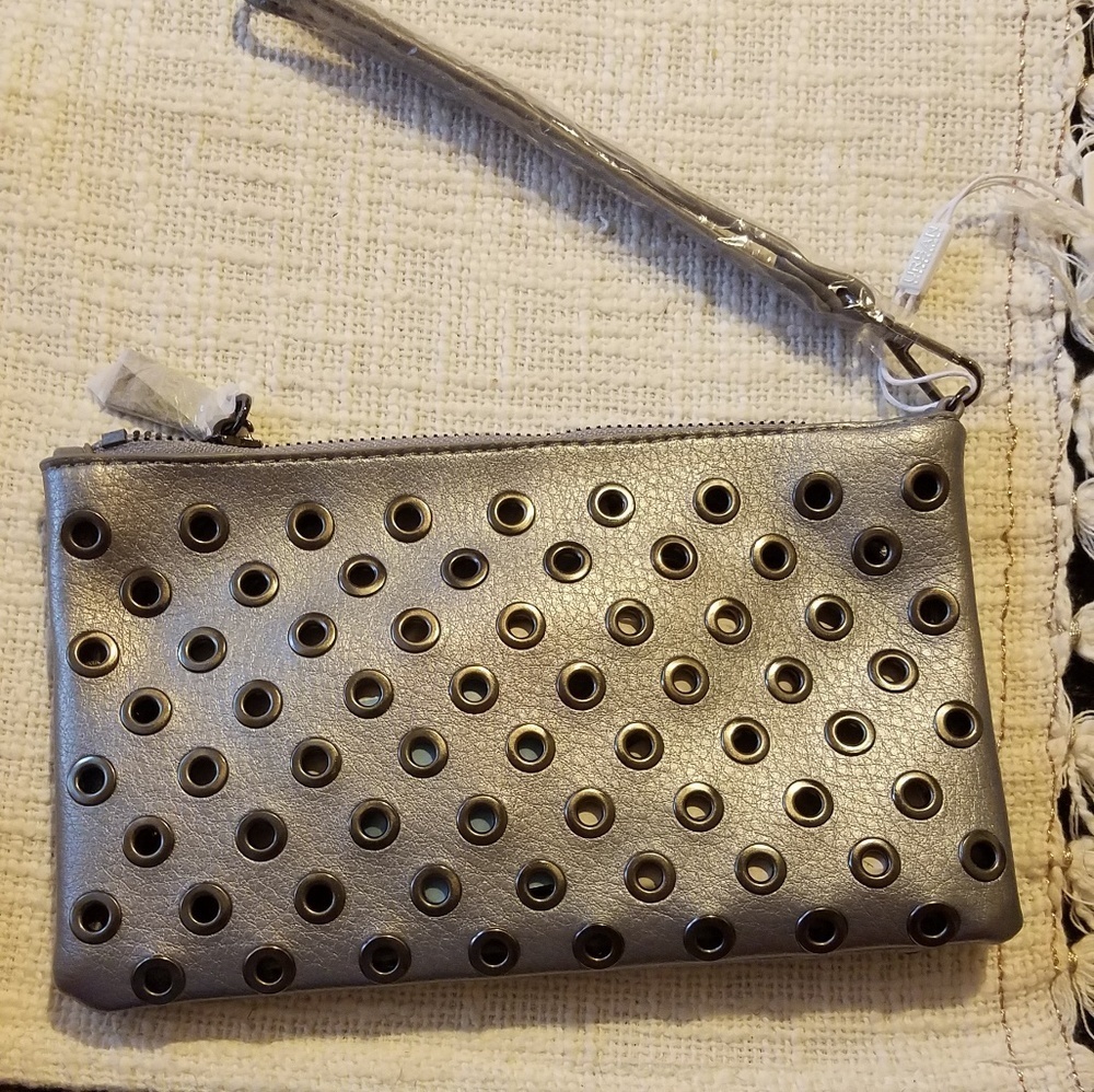 Urban Expressions Nova Clutch